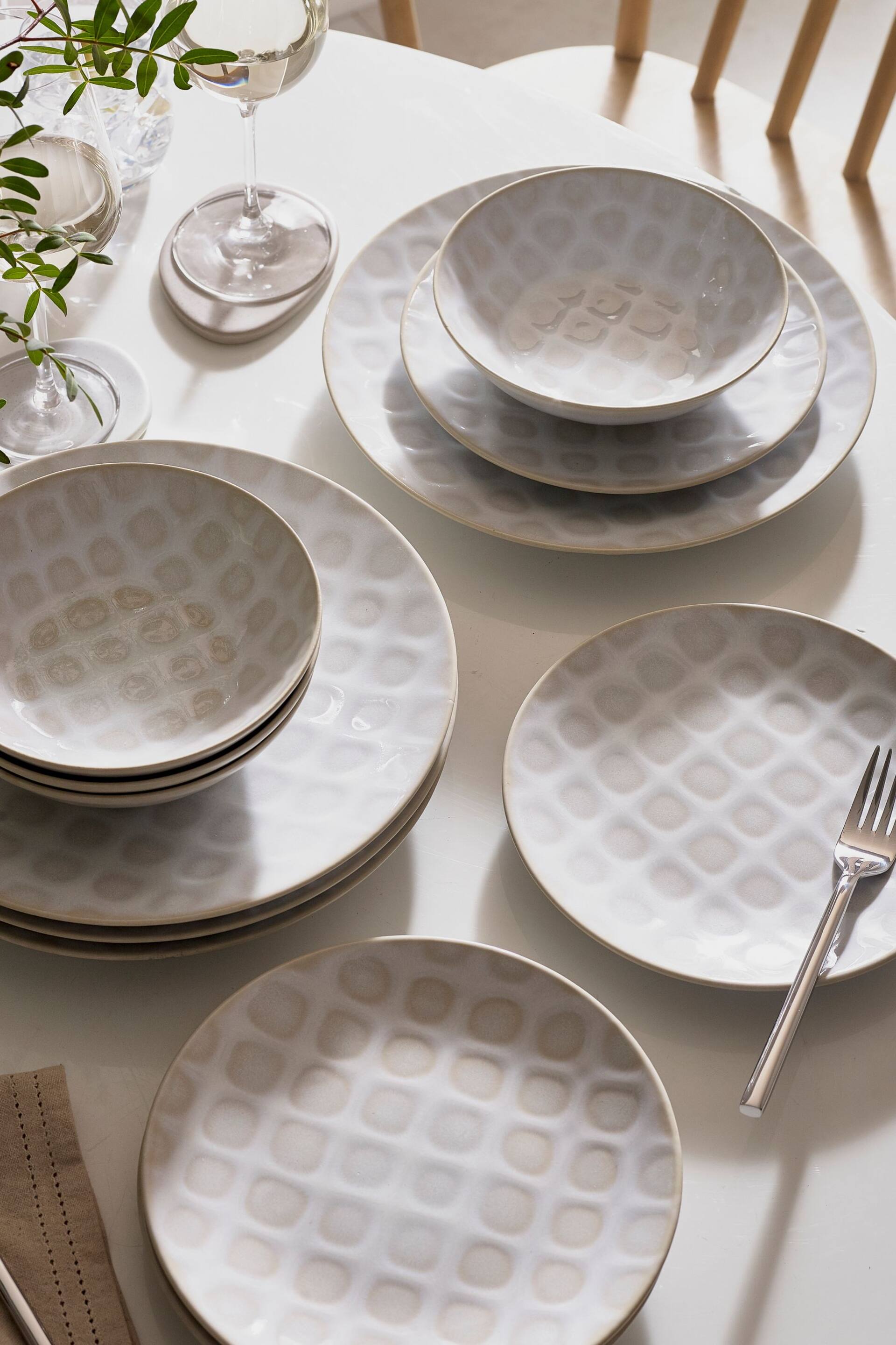 12 Piece White Lila Dinner Set - Image 2 of 7