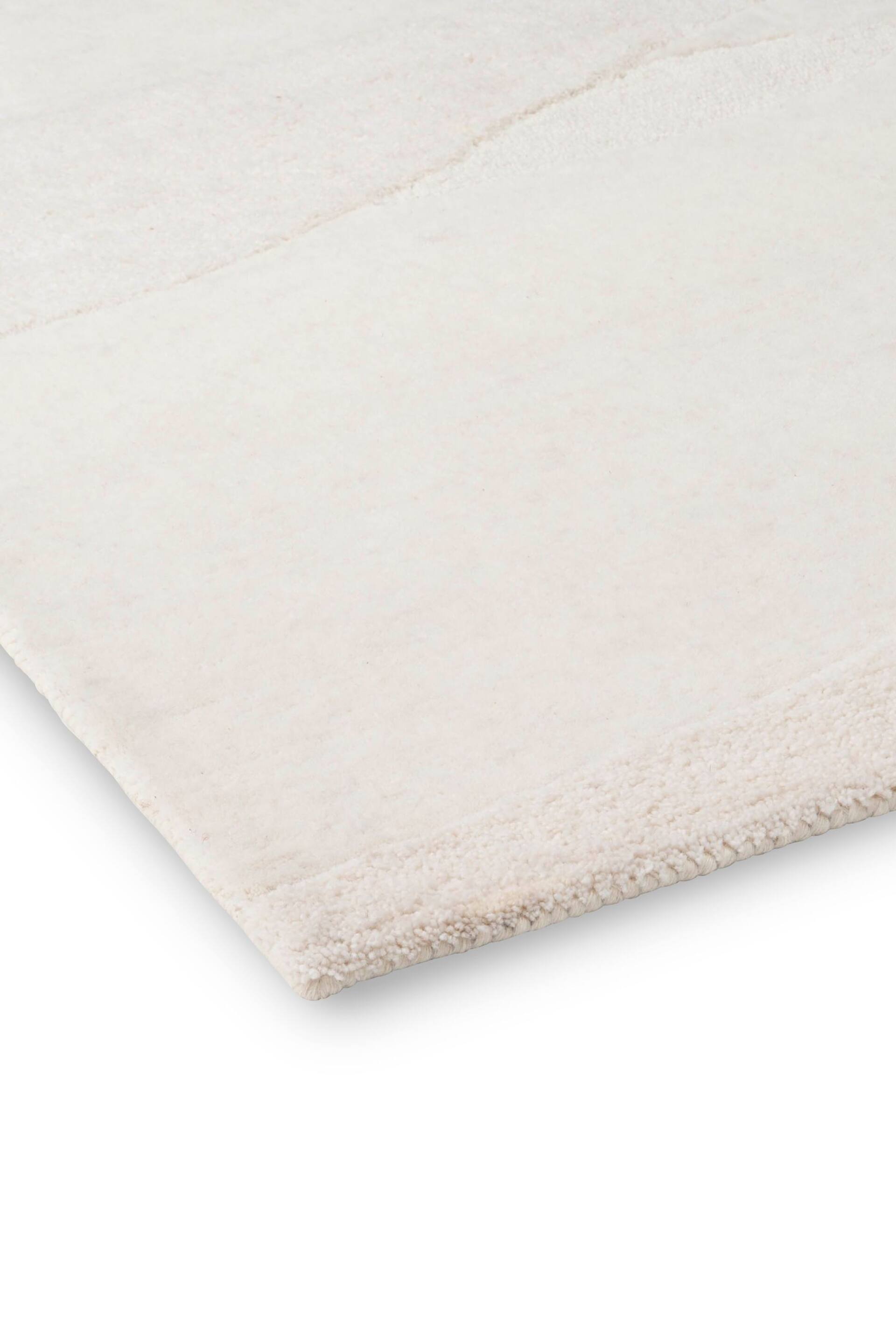 Brink & Campman White Decor Scape Rug - Image 4 of 4