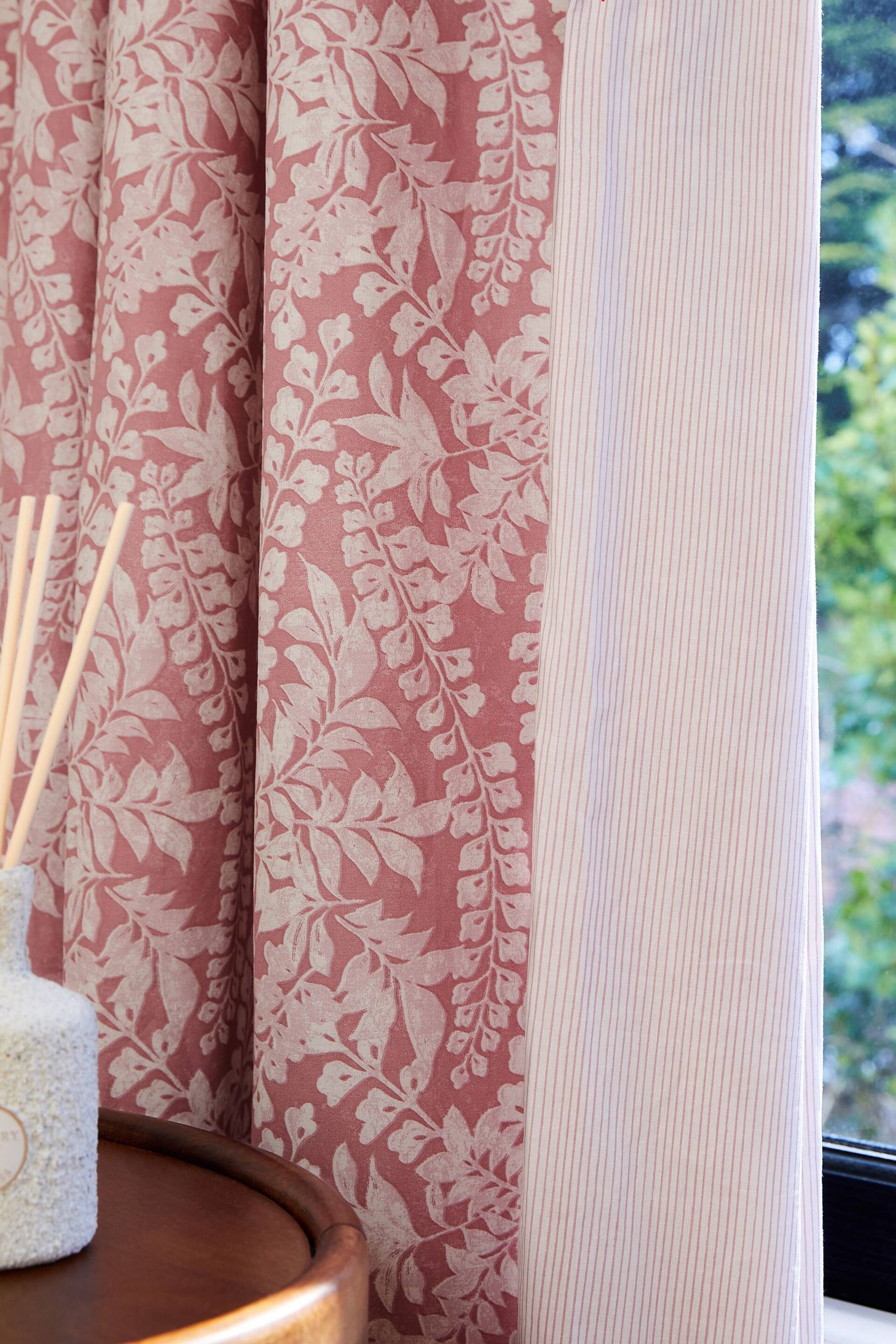 Pink Woodblock Floral Pencil Pleat Lined Curtains - Image 4 of 7