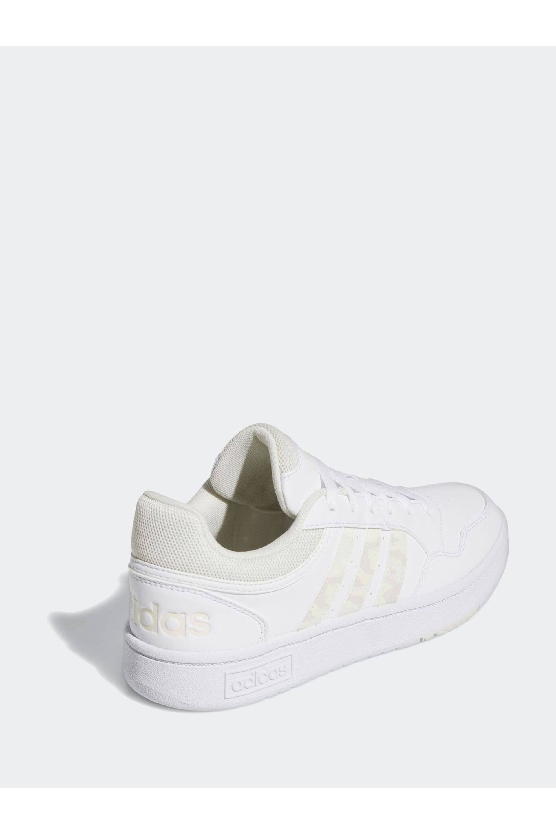 adidas White Originals Hoops 3 Trainers - Image 4 of 8