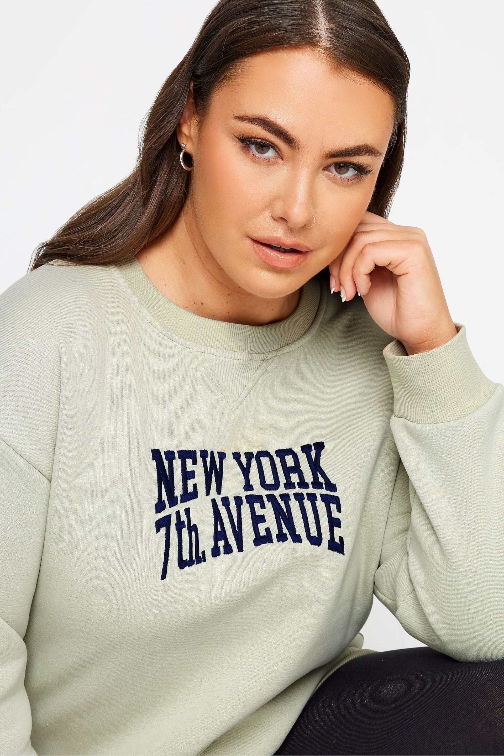 Yours Curve Green 'New York' Slogan Sweatshirt - Image 4 of 4