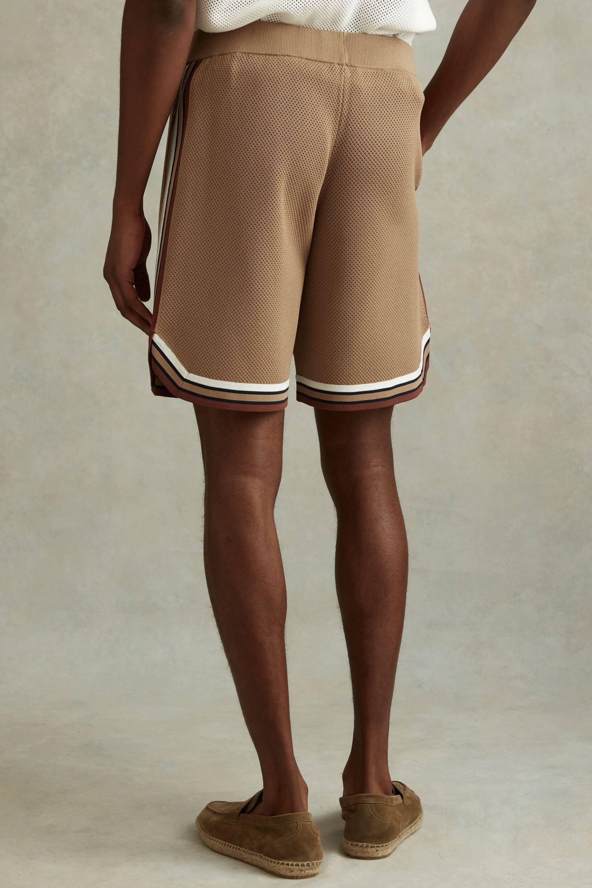 Reiss Camel Multi Jack Knitted Elasticated Waist Shorts - Image 4 of 5