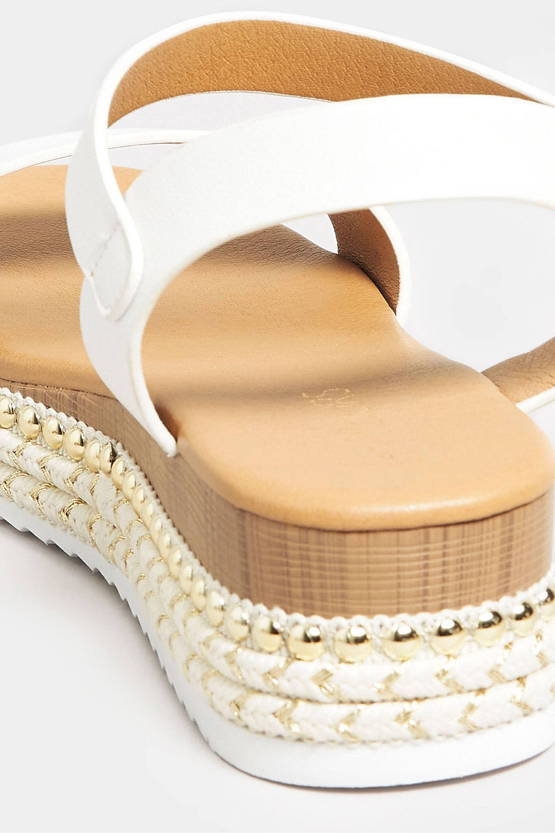 Yours Curve White Brown Wide Fit Wide Fit Diamante Flower Sandals - Image 3 of 4