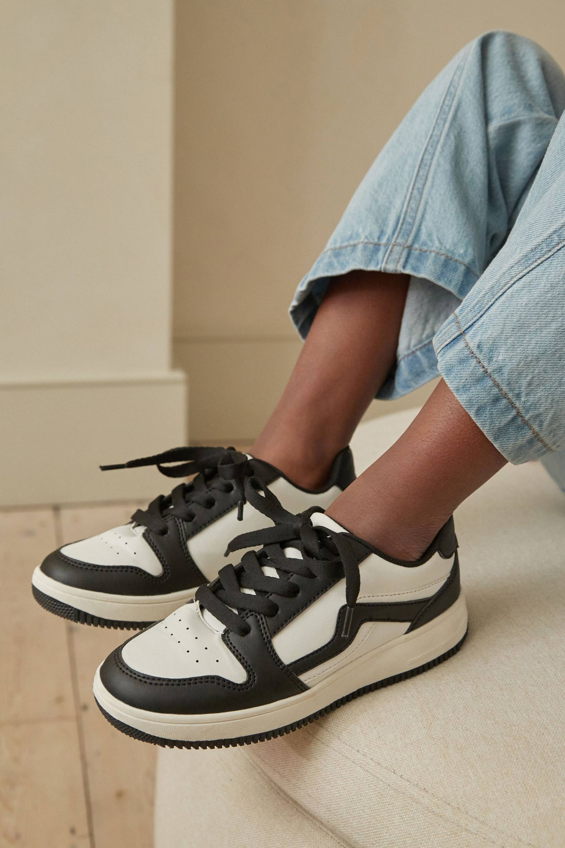 White/ Black Lace-Up Trainers - Image 3 of 8