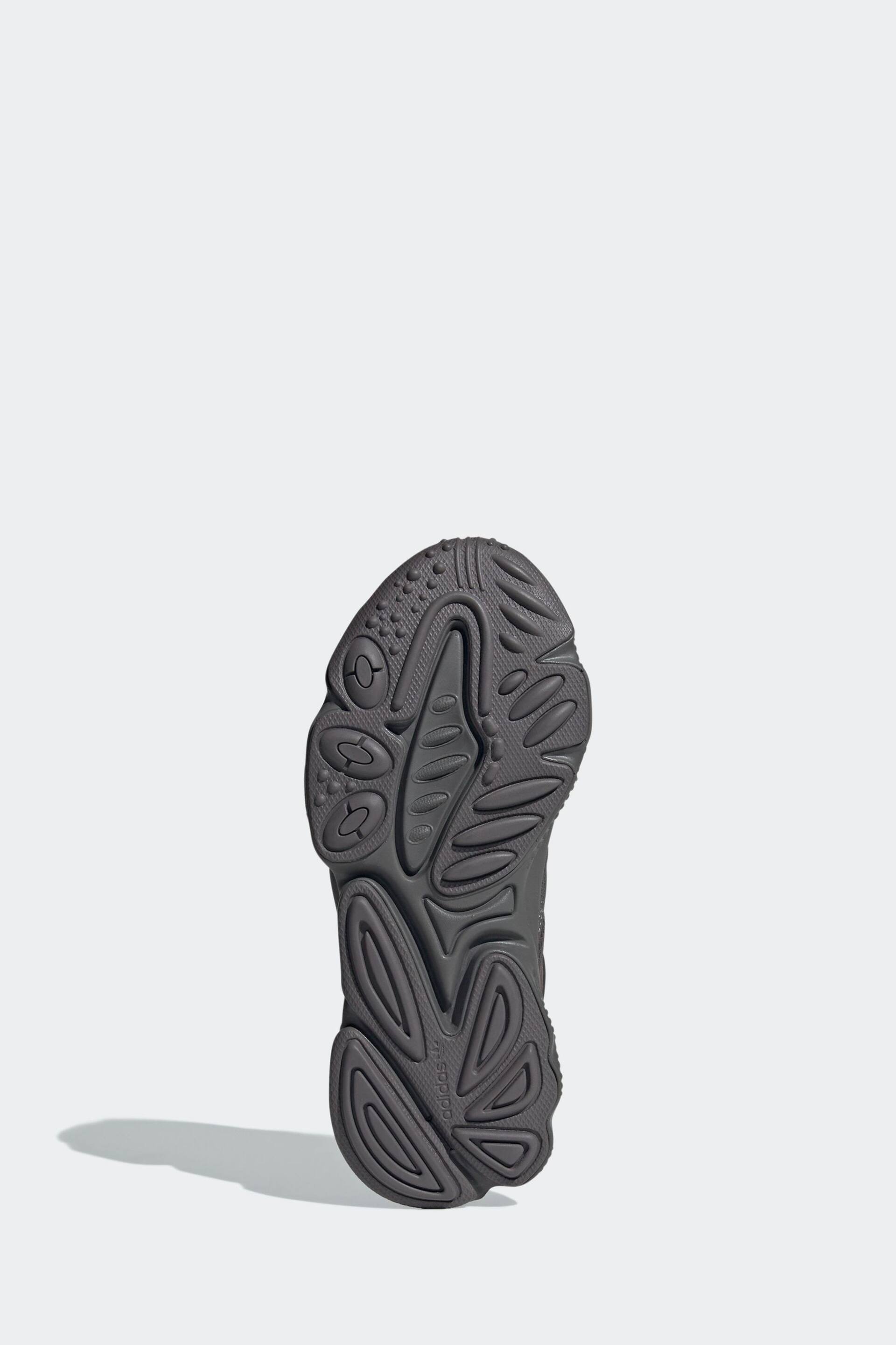 adidas Dark/Brown Kids OZWEEGO Shoes - Image 6 of 8
