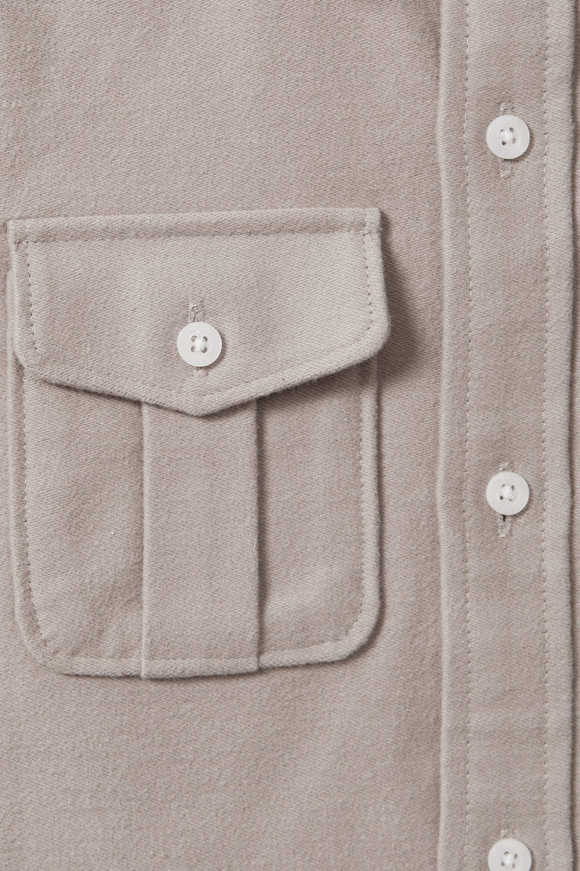 Reiss Oatmeal Melange Thomas Junior Brushed Cotton Patch Pocket Overshirt - Image 6 of 6