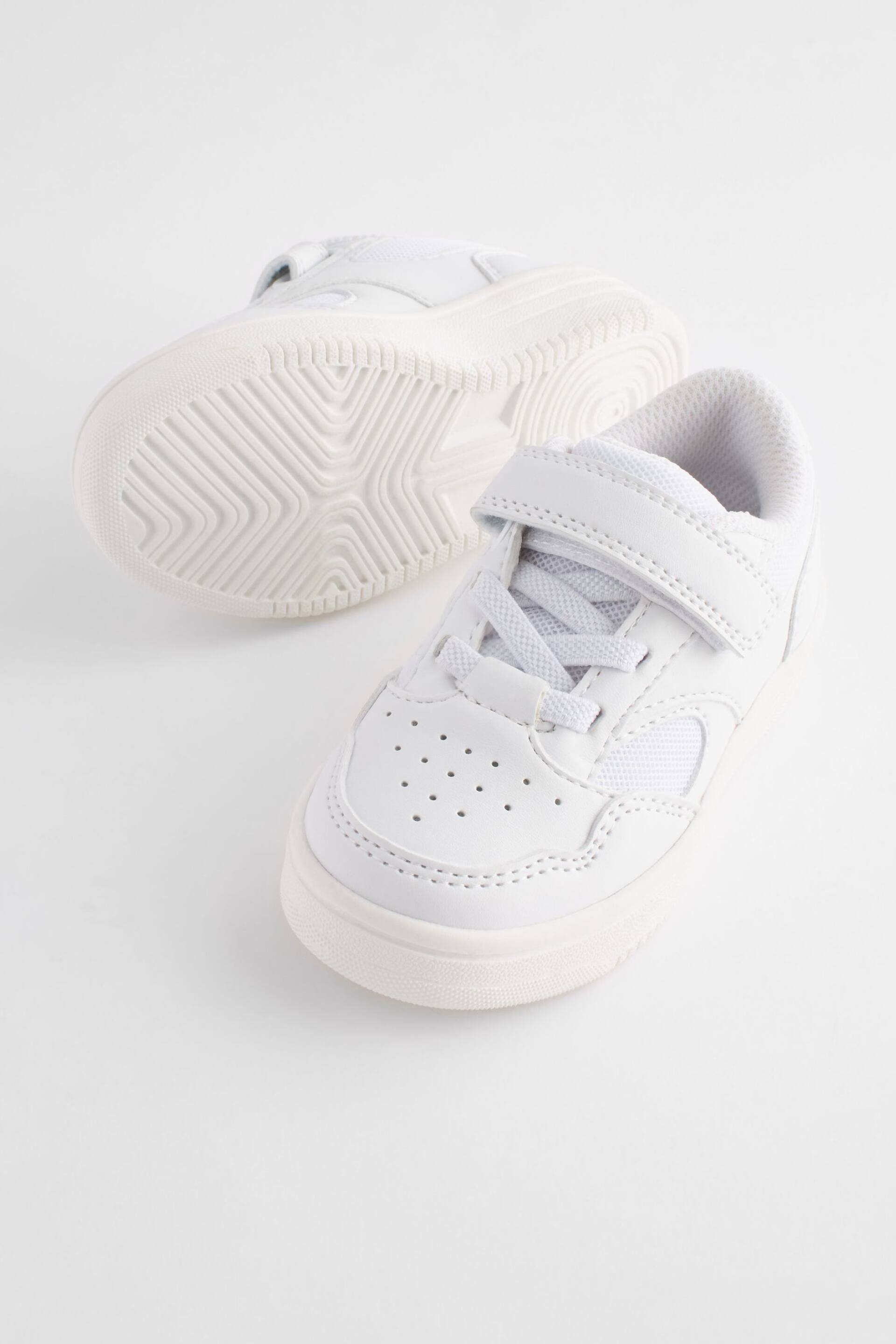 White One Strap Skate Trainers - Image 3 of 5