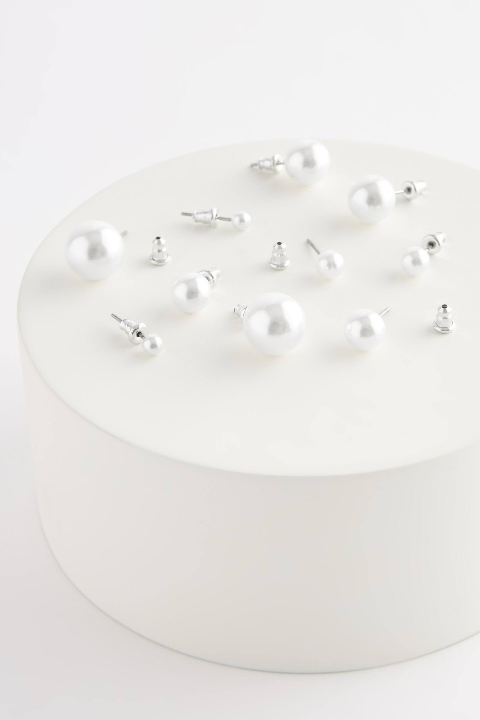 White Pearl Stud Earrings 5 Pack - Image 3 of 3