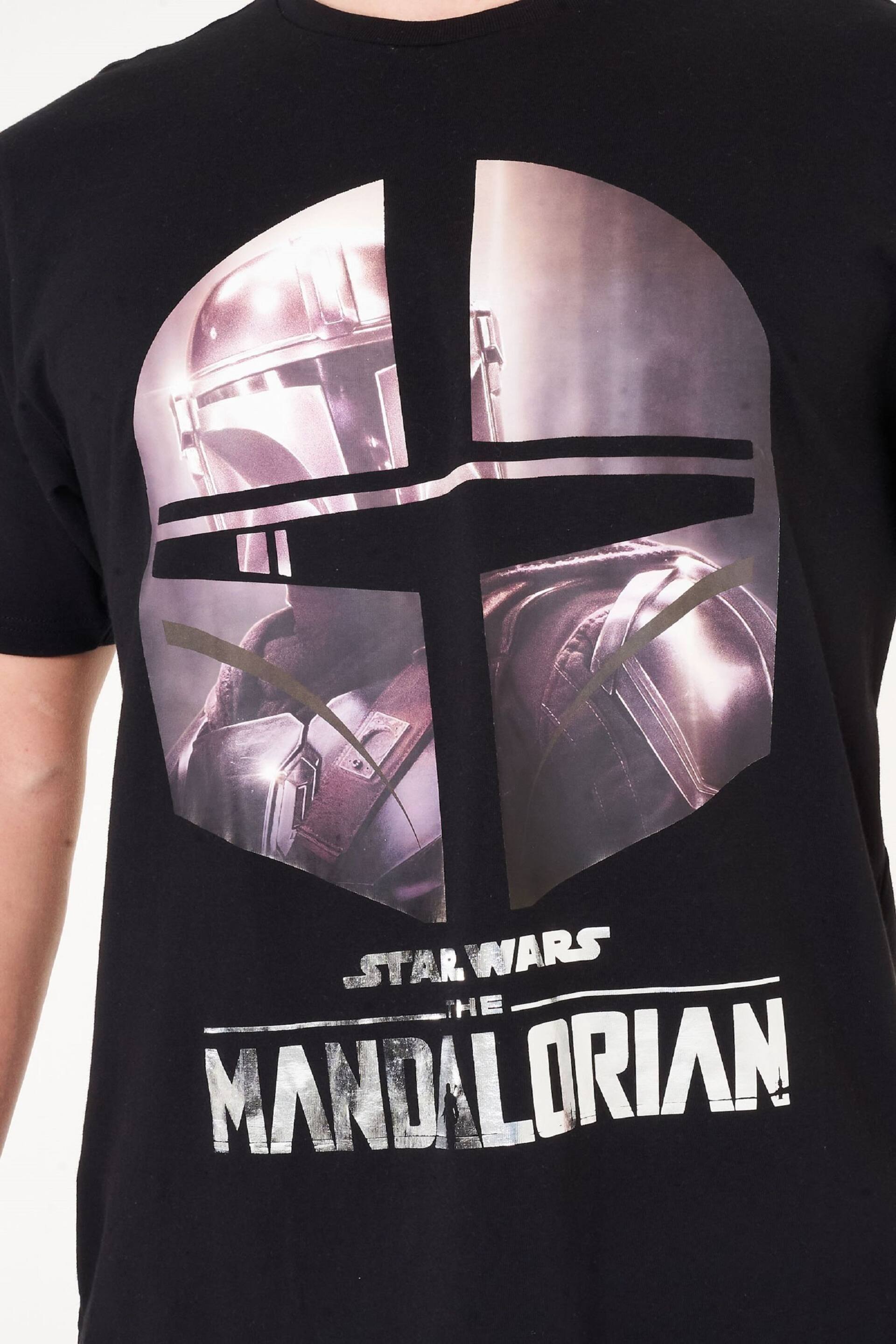 Brand Threads Black Star Wars Mandalorian Mens Short Pyjama Set - Image 3 of 9