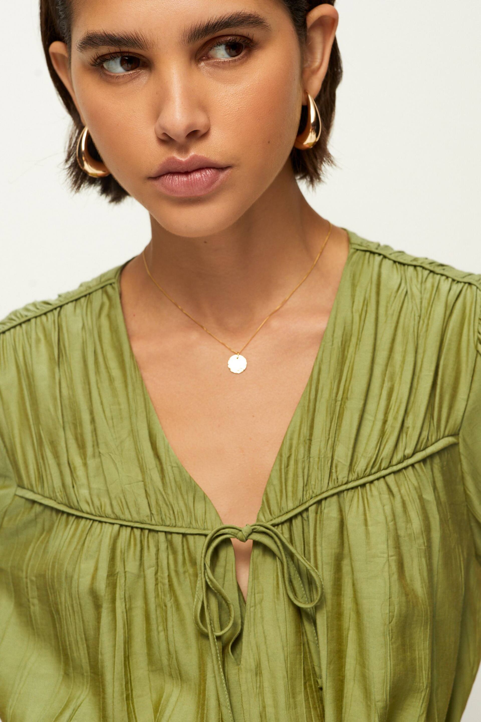 Green Tie Front Tiered Textured Short Sleeve Blouse - Image 4 of 6