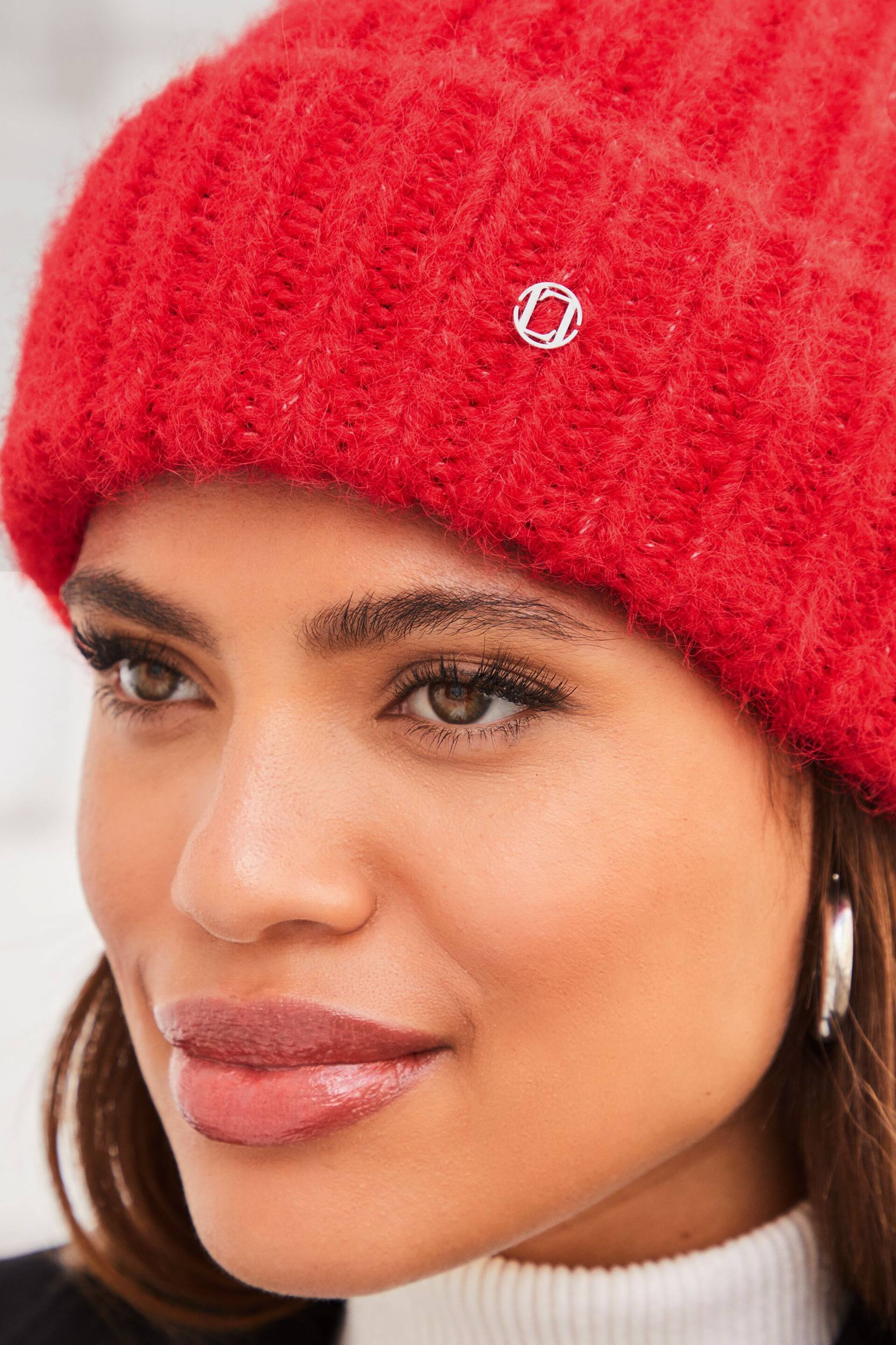 Lipsy Red Chunky Knitted Ribbed Beanie Hat - Image 3 of 4