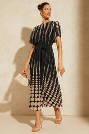 Love & Roses Black Spot Printed Tulip Sleeve Belted Pleated Midi Summer Dress - Image 4 of 4