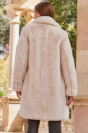 Sosandar Cream Luxury Faux Fur Coat - Image 5 of 5