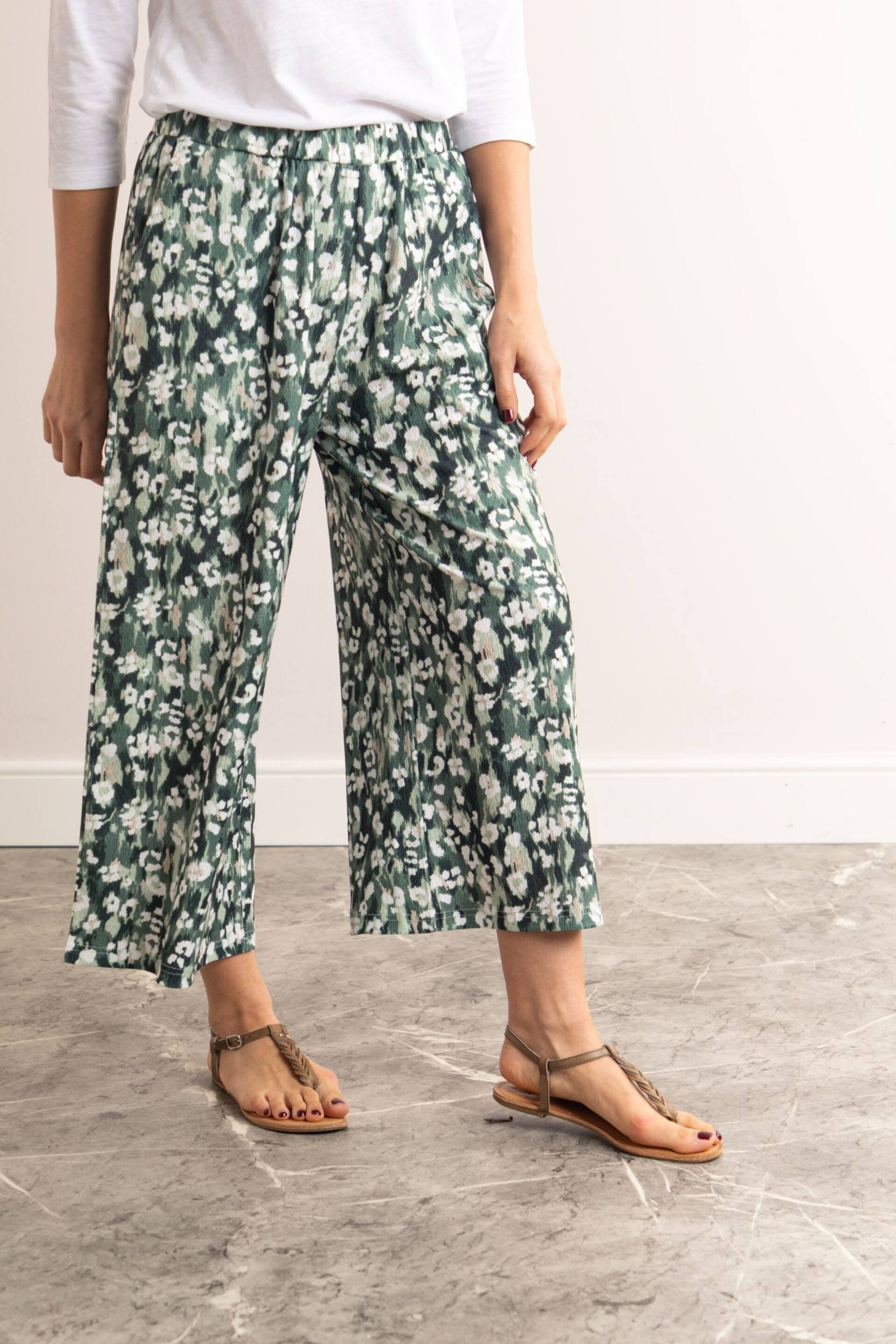 Lakeland Clothing Green Tia Wide Leg Cropped Trousers - Image 3 of 4