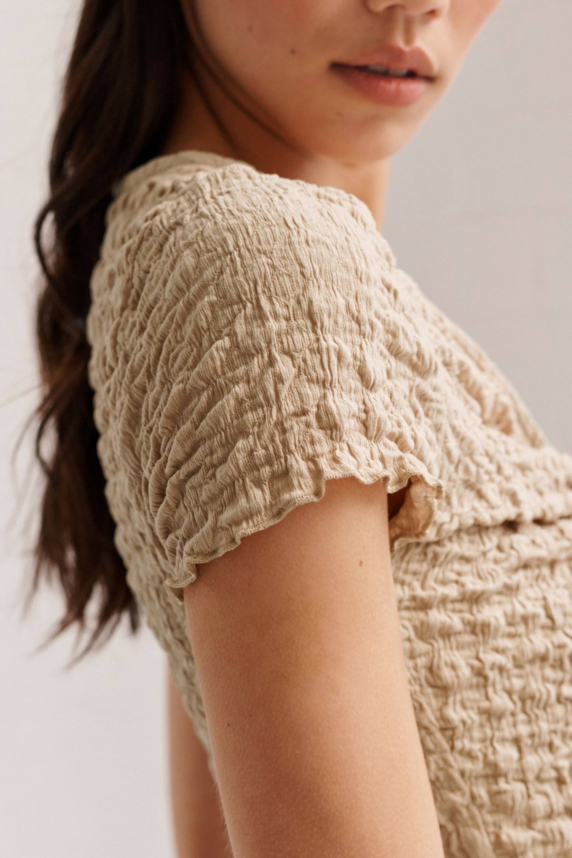 Neutral Textured Twist Front Short Sleeve Top - Image 5 of 7