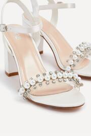 Linzi Cream Tinsley Block Heeled Sandals With Pearl and Diamante Front Strap - Image 4 of 5