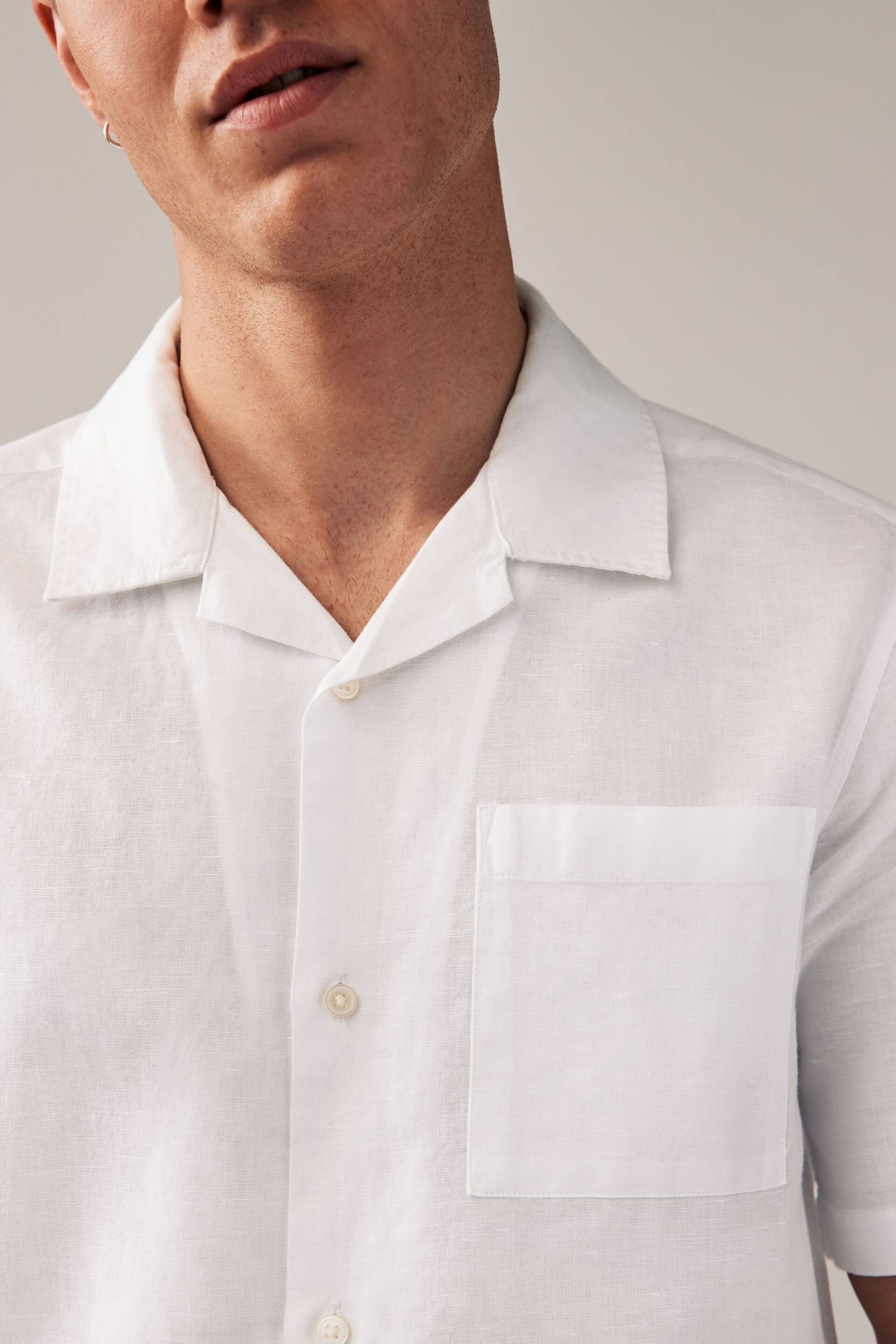 White Cuban Collar Linen Blend Short Sleeve Shirt - Image 4 of 7