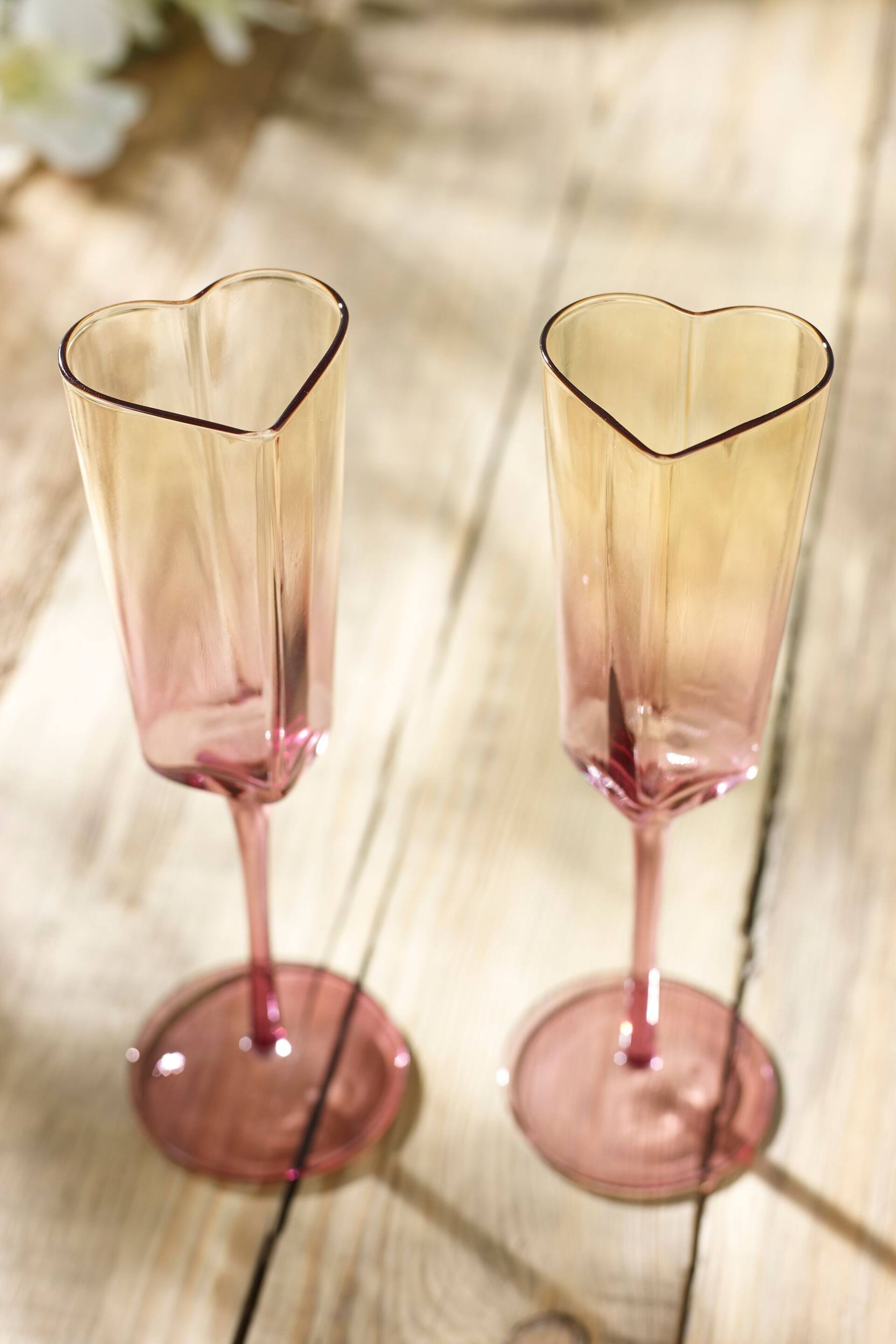 Set of 2 Purple Ombre Heart Champagne Flutes - Image 3 of 5