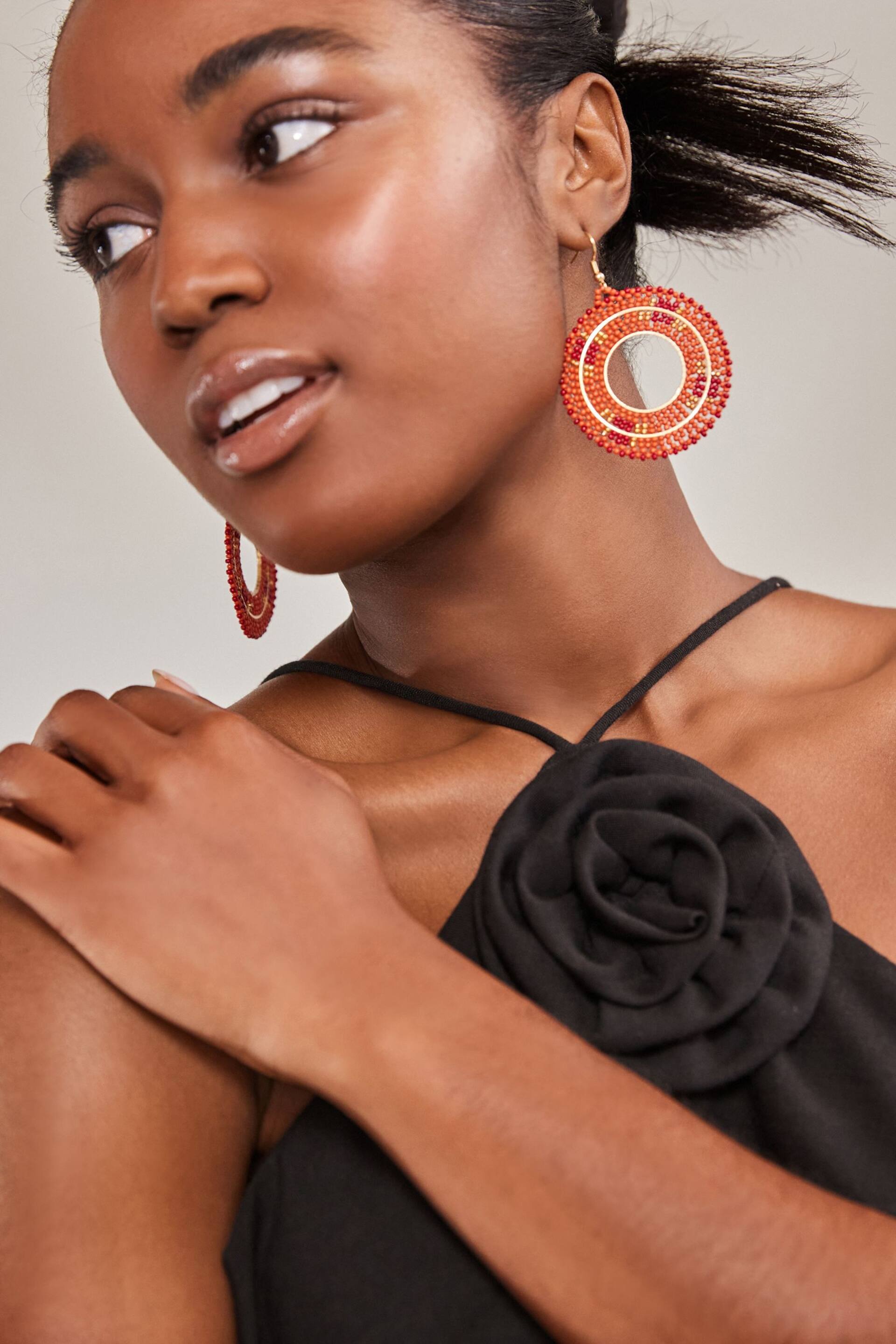 Red Seed Beaded Circle Drop Earrings - Image 2 of 3