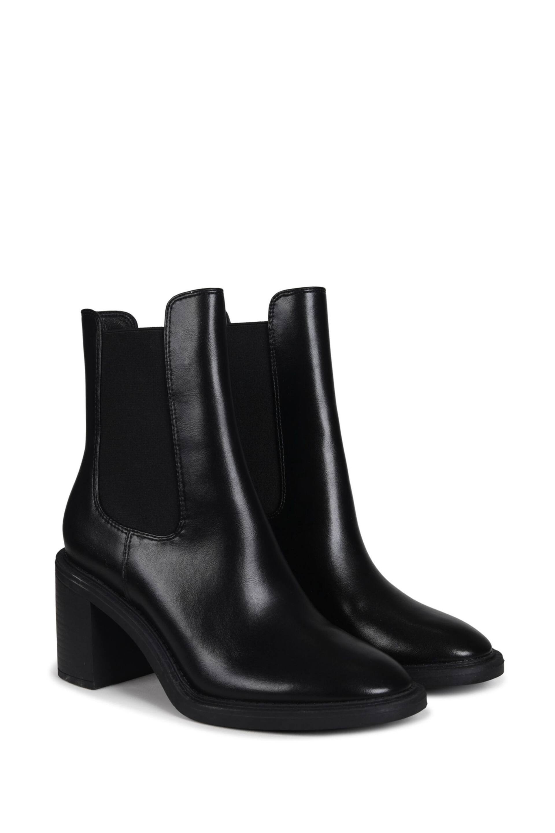 Linzi Black Erica Pull On Heeled Chelsea Boots - Image 3 of 4