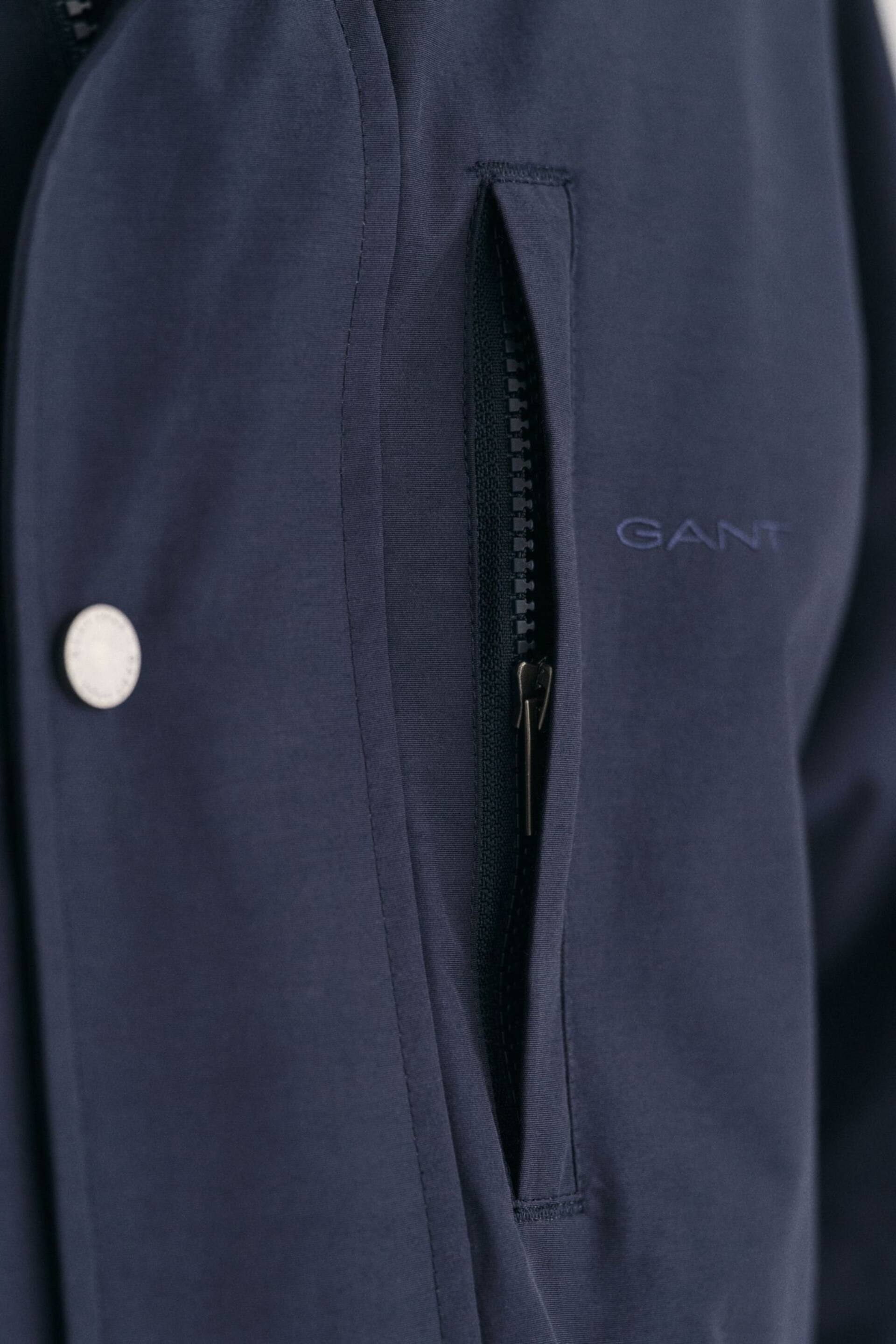 GANT Lightweight Water Repellent Mist Jacket - Image 10 of 12