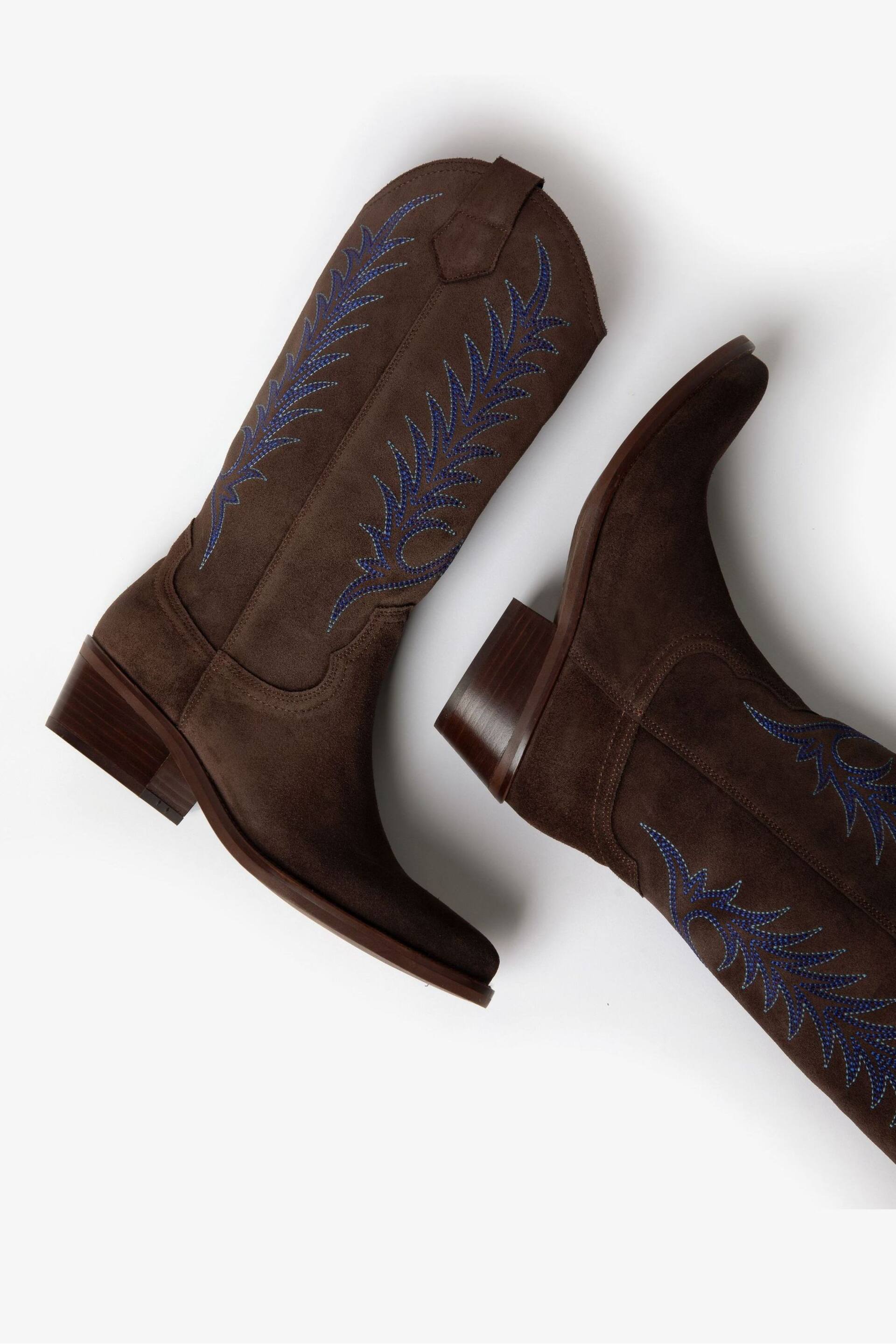 Penelope Chilvers Goldie Embroidered Cowboy Brown Boots - Image 4 of 7