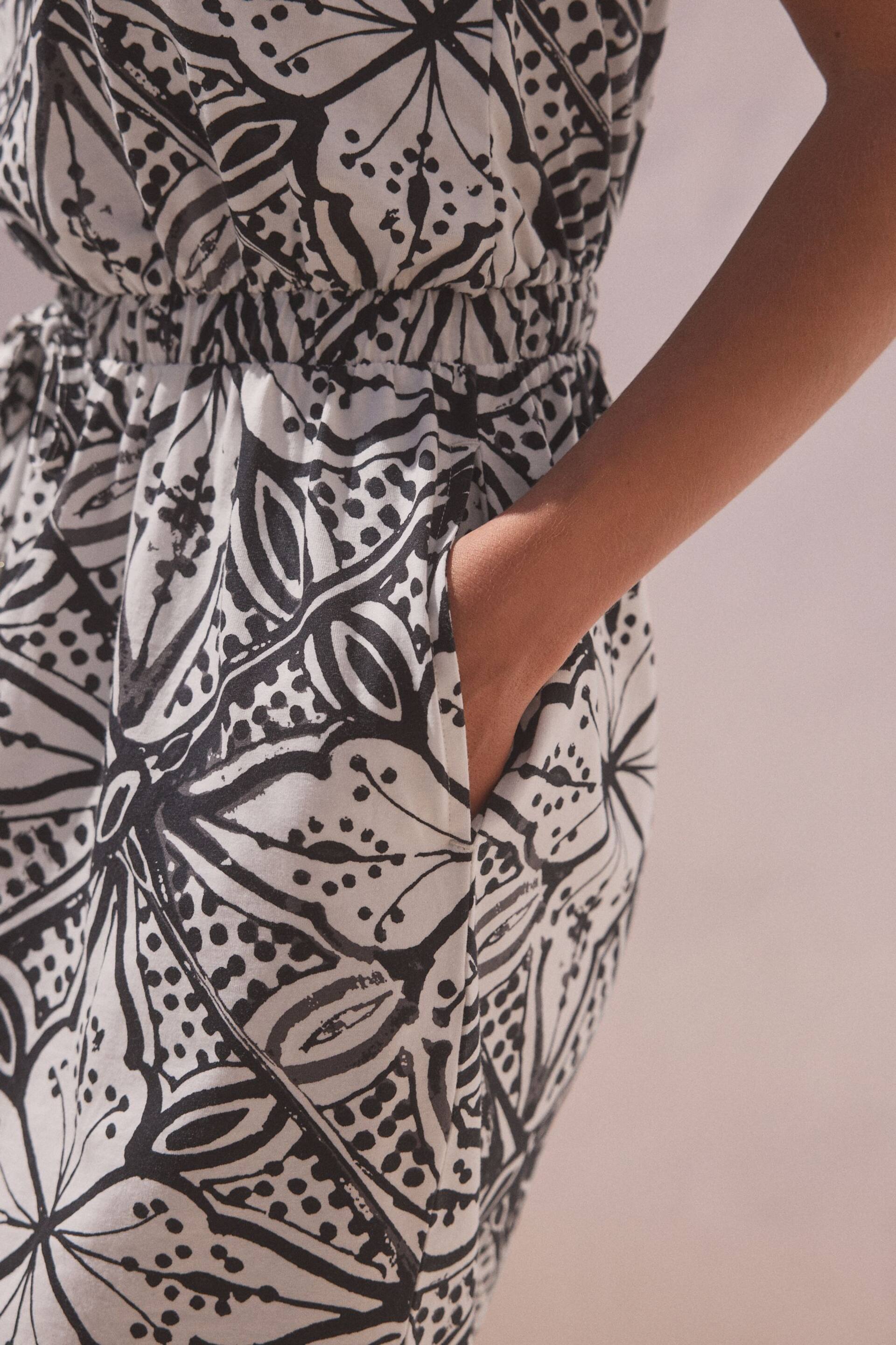 Monochrome Jersey Bandeau Summer Mini Dress - Image 4 of 6