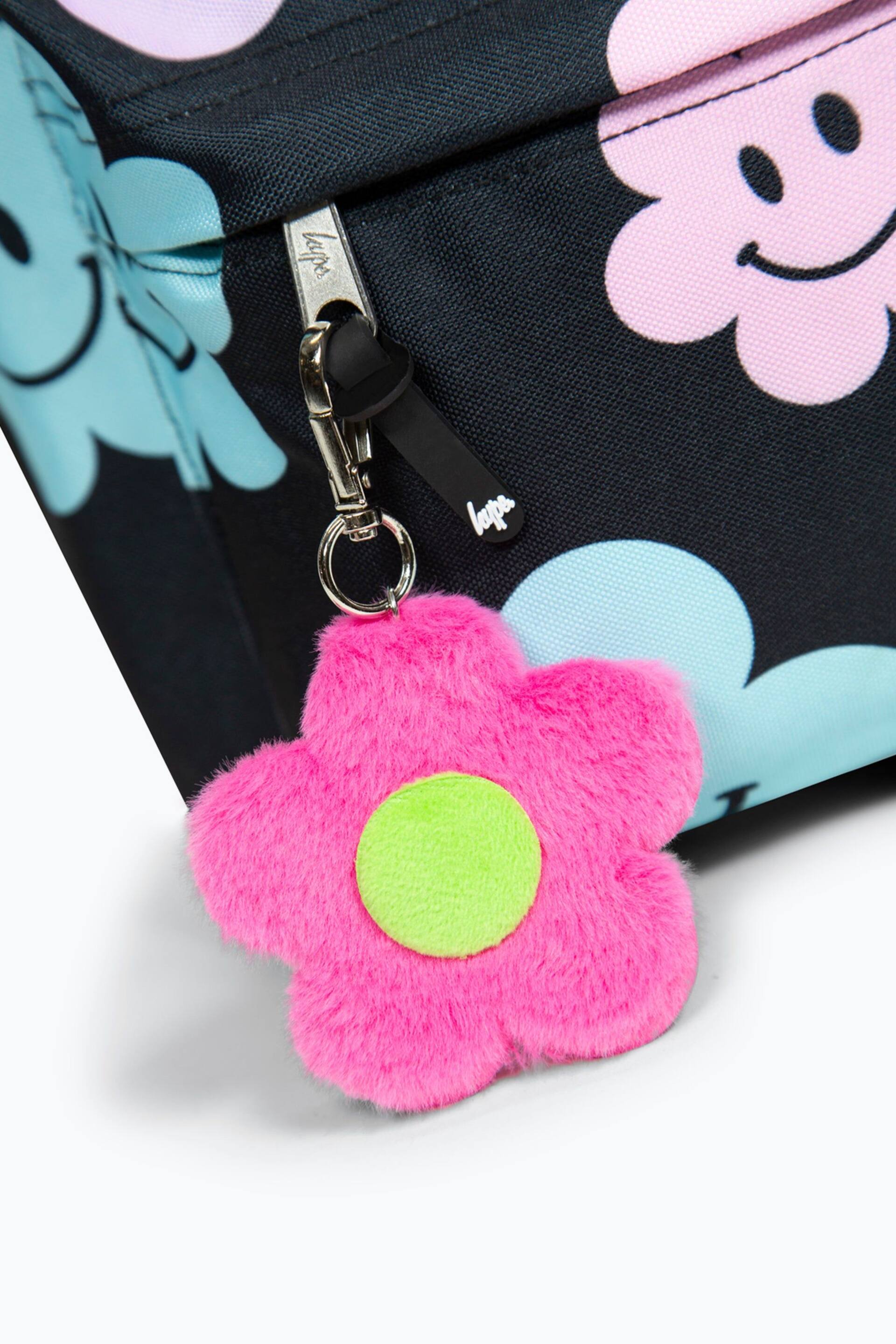 Hype. Happy Flowers Badge Backpack - Image 6 of 6