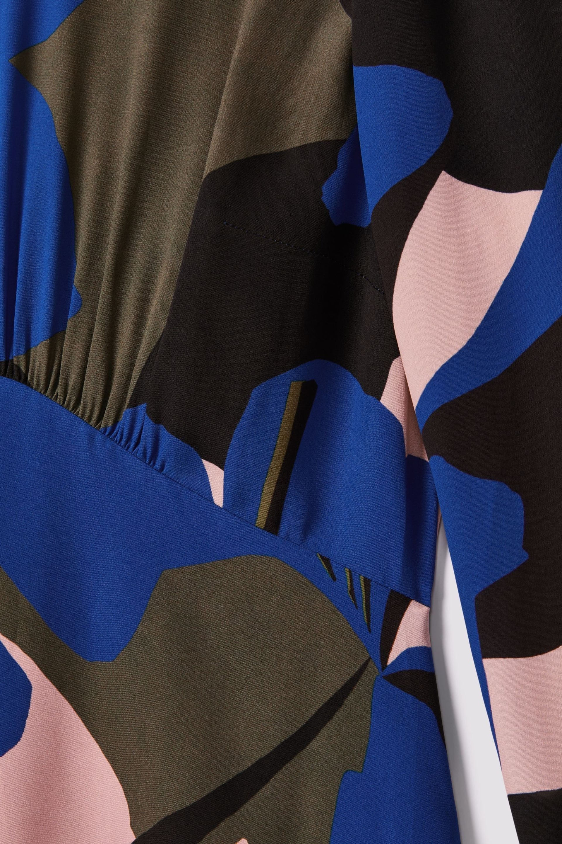 Florere Printed Zip Cuff Midi Dress - Image 7 of 7