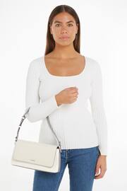 Calvin Klein White Must Shoulder Bag - Image 4 of 4
