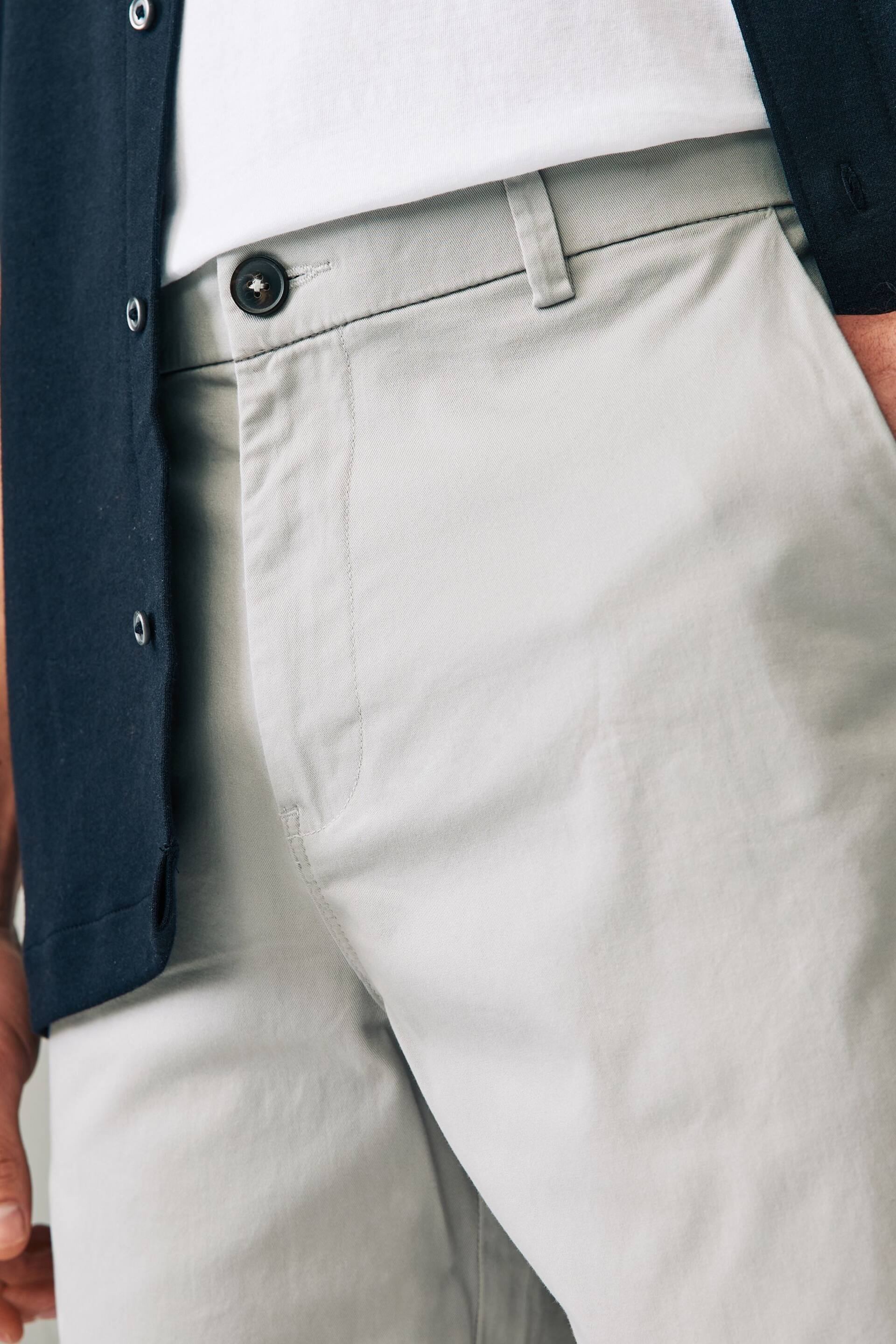 Navy Blue/Grey/Stone Loose Stretch Chinos Shorts 3 Pack - Image 5 of 15