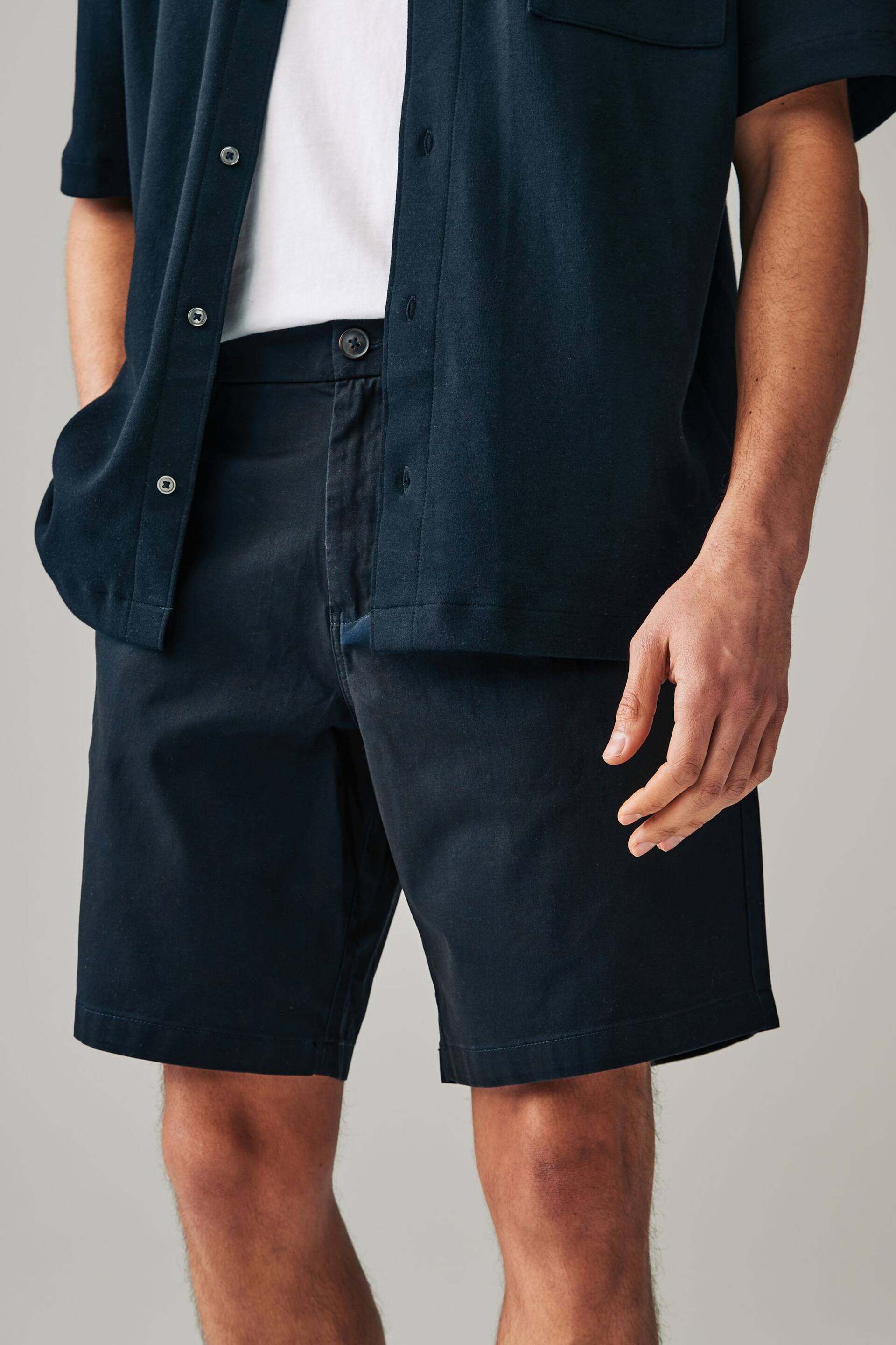 Navy Blue/Grey/Stone Loose Stretch Chinos Shorts 3 Pack - Image 7 of 15