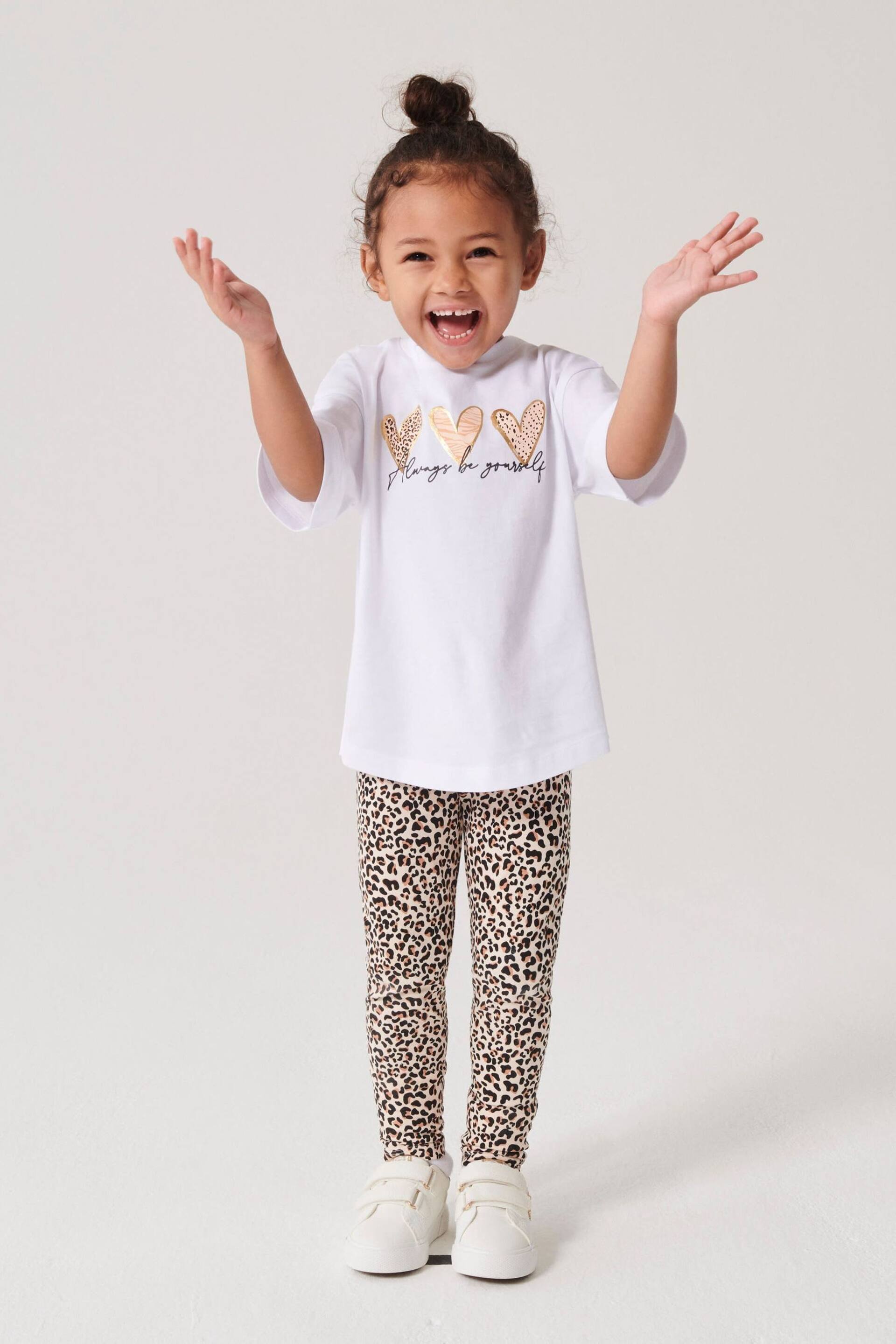 River Island White Mini Girls Trio Heart Leggings Set - Image 1 of 7