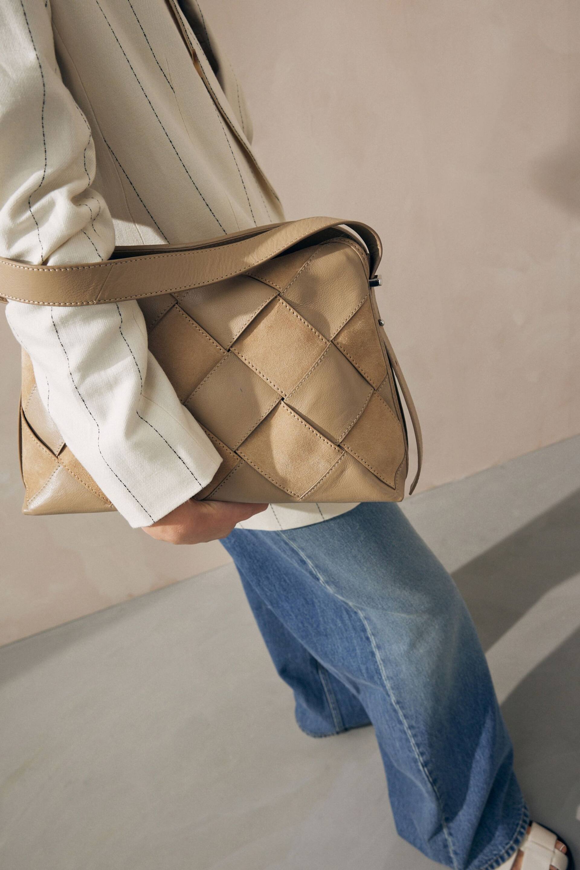 Neutral/Tan Leather Weave Shoulder Bag - Image 3 of 4