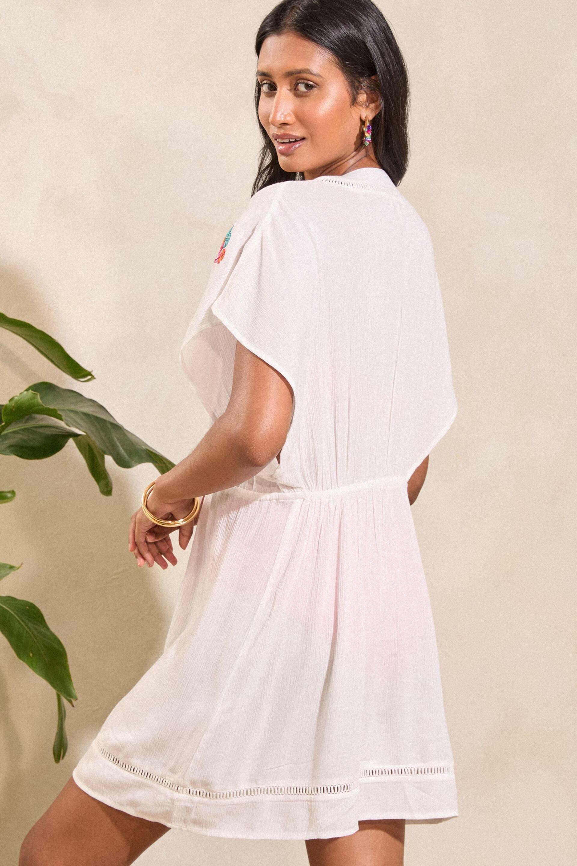 Love & Roses Ivory White Trim Detail Cover Up Kaftan - Image 3 of 4