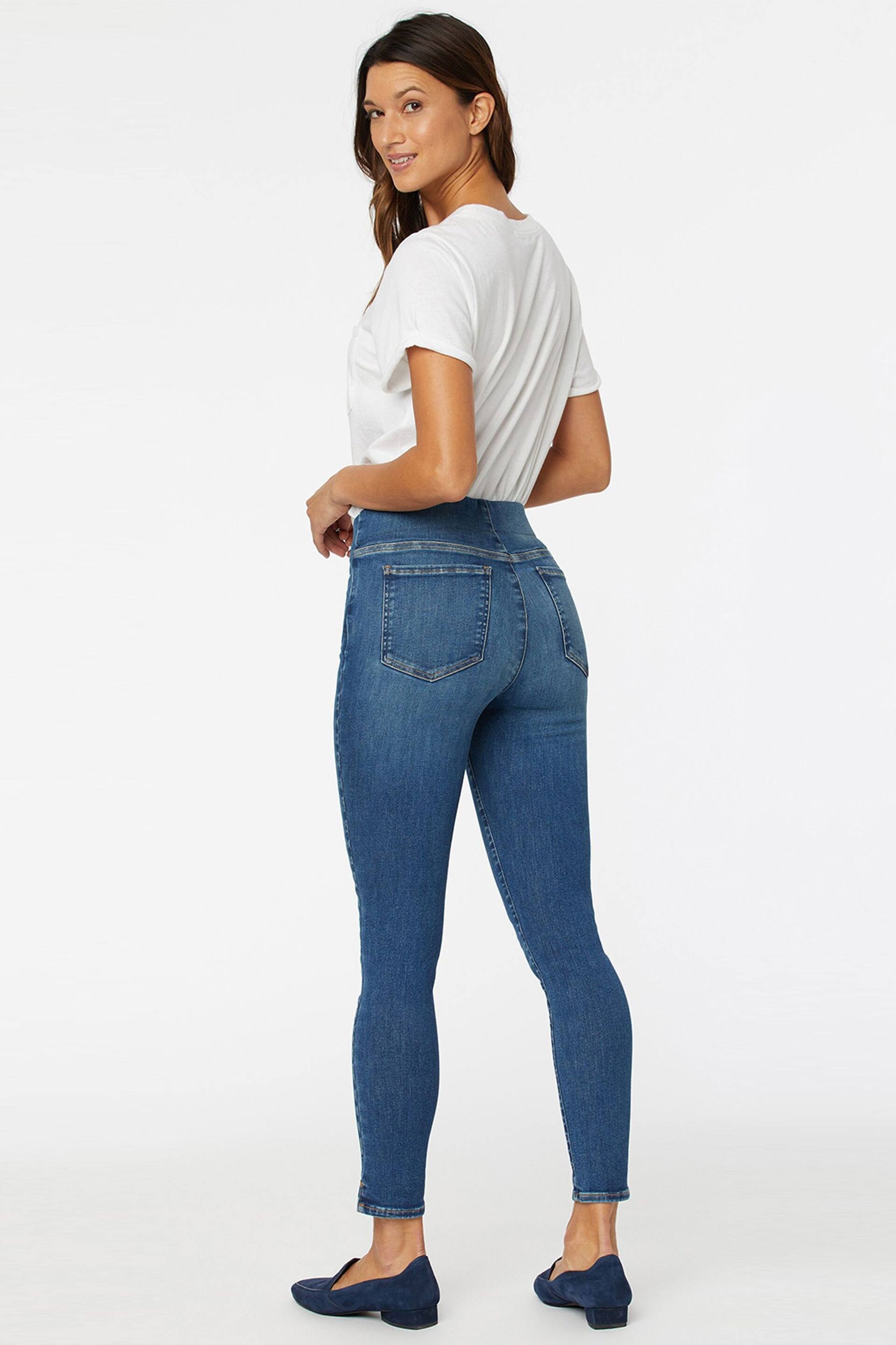 NYDJ Pull-On Skinny Ankle Jeans in SpanSpring™ - Image 2 of 7