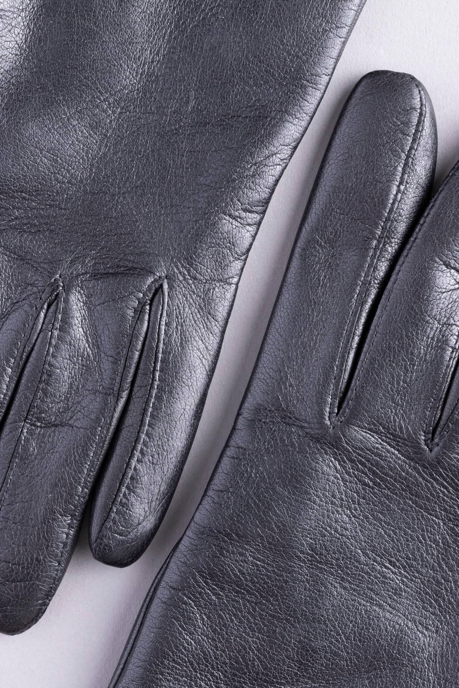 Lakeland Leather Twin Buckle Leather Gloves - Image 4 of 4