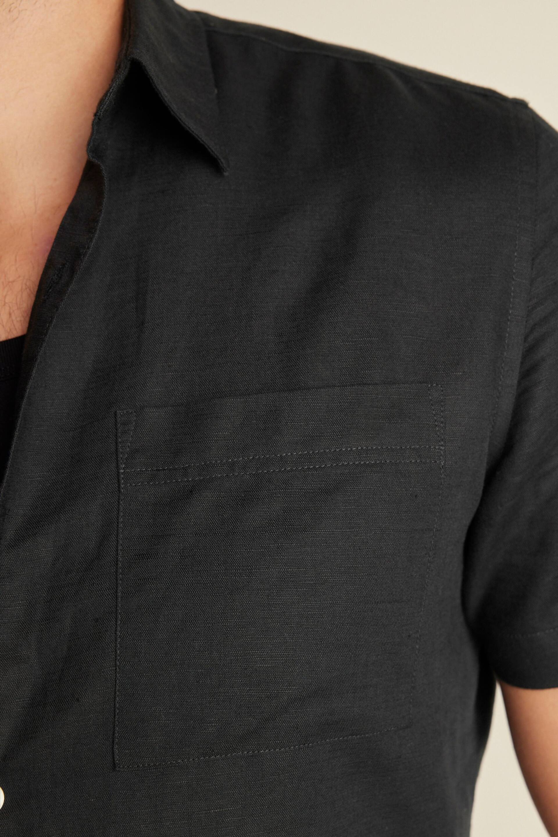 Black Standard Collar Linen Blend Short Sleeve Shirt - Image 4 of 8