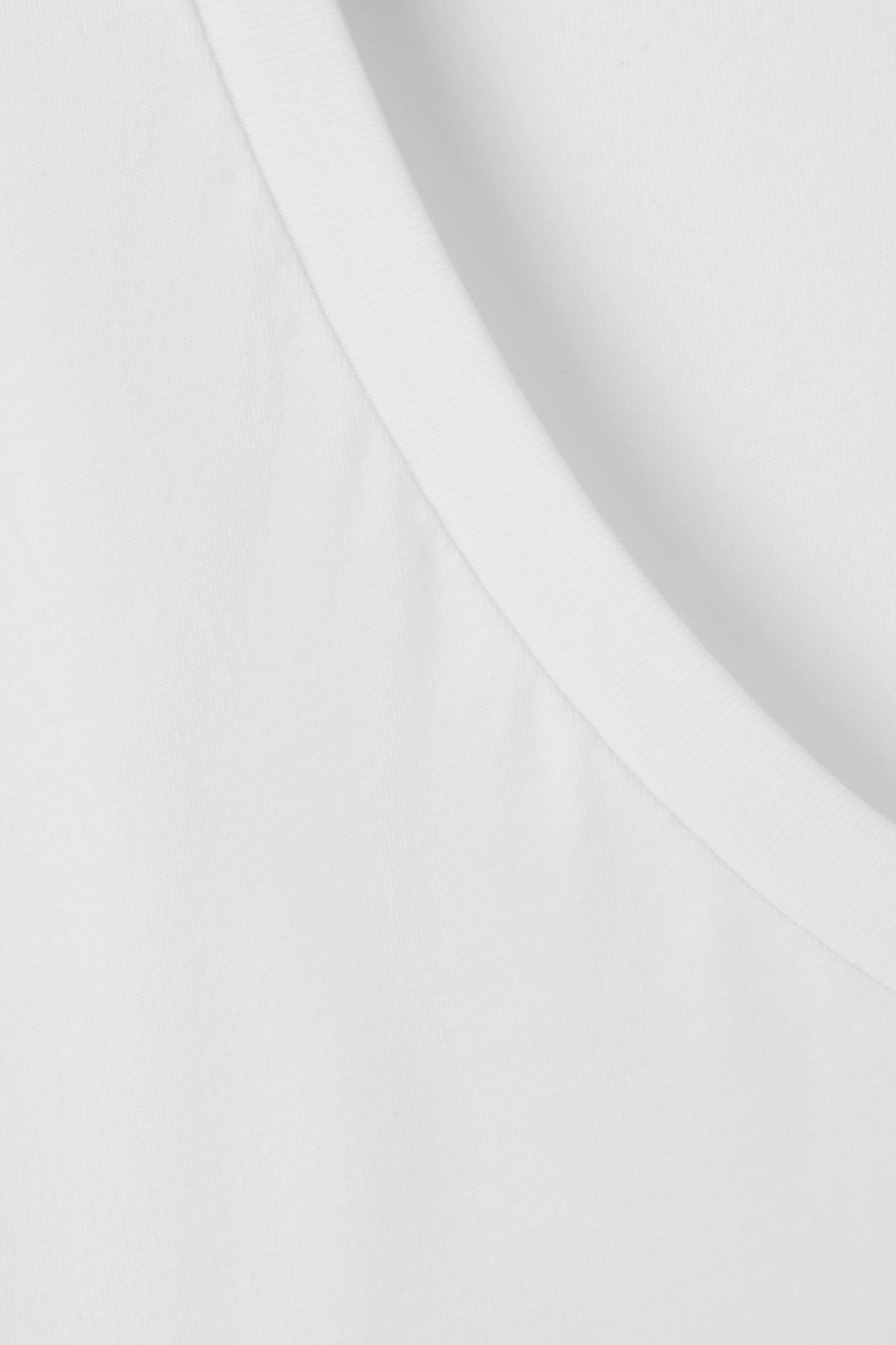 Reiss White Dayton Cotton V-Neck T-Shirt - Image 6 of 8