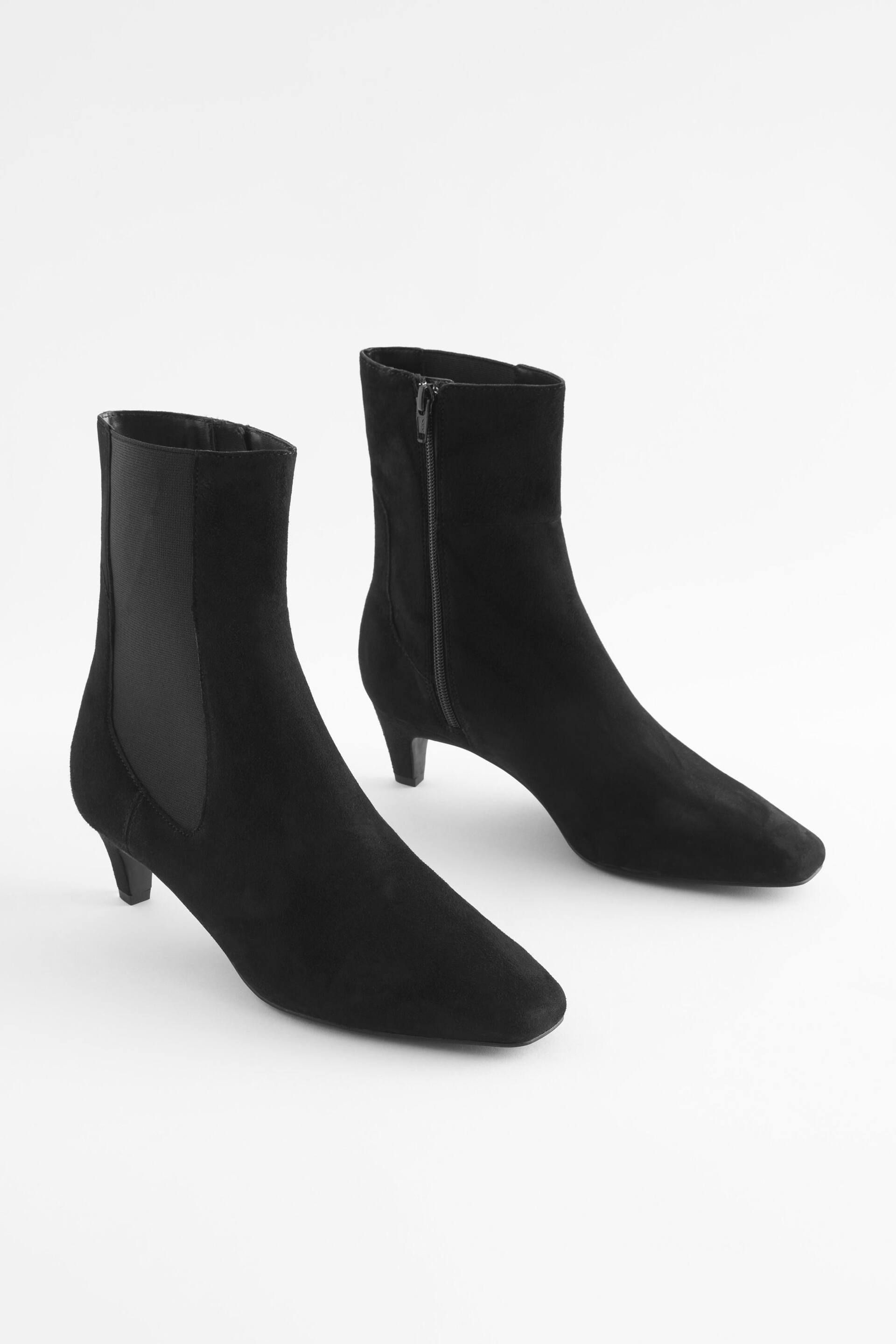 Black Regular/Wide Fit Chisel Toe Chelsea Ankle Boots - Image 4 of 7