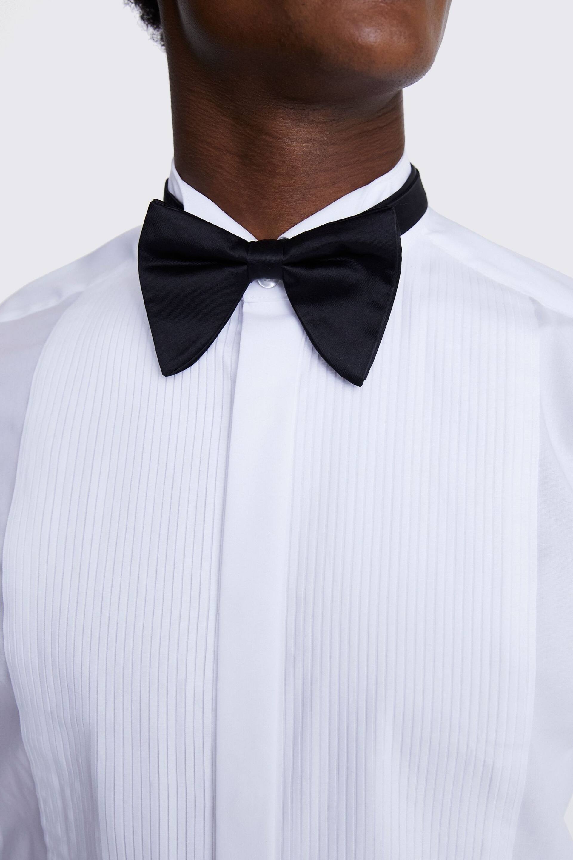 MOSS White Tailored Fit Wing Collar Pleated Dress Shirt - Image 2 of 4