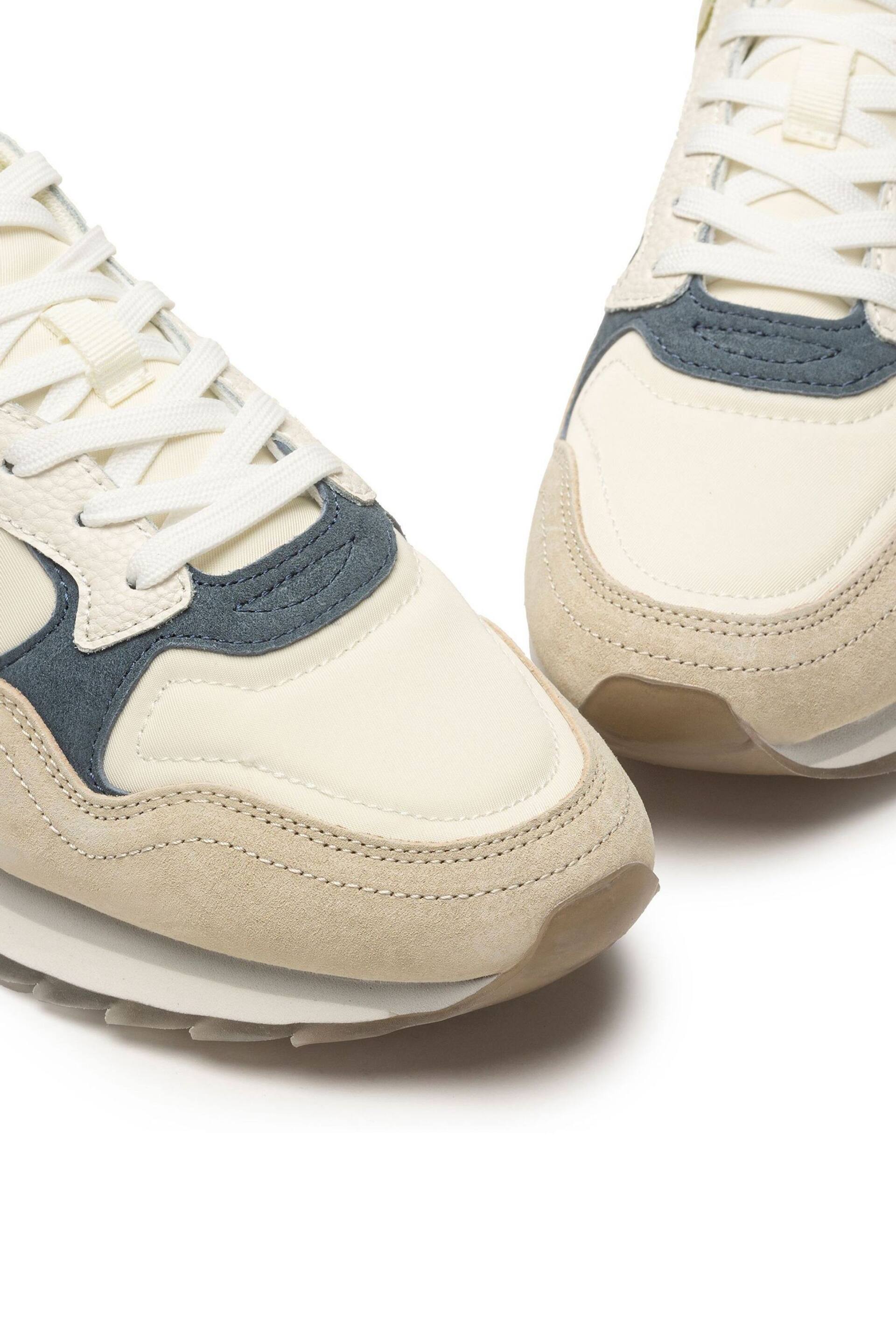 HOFF Natural Monte Carlo Trainers - Image 4 of 5